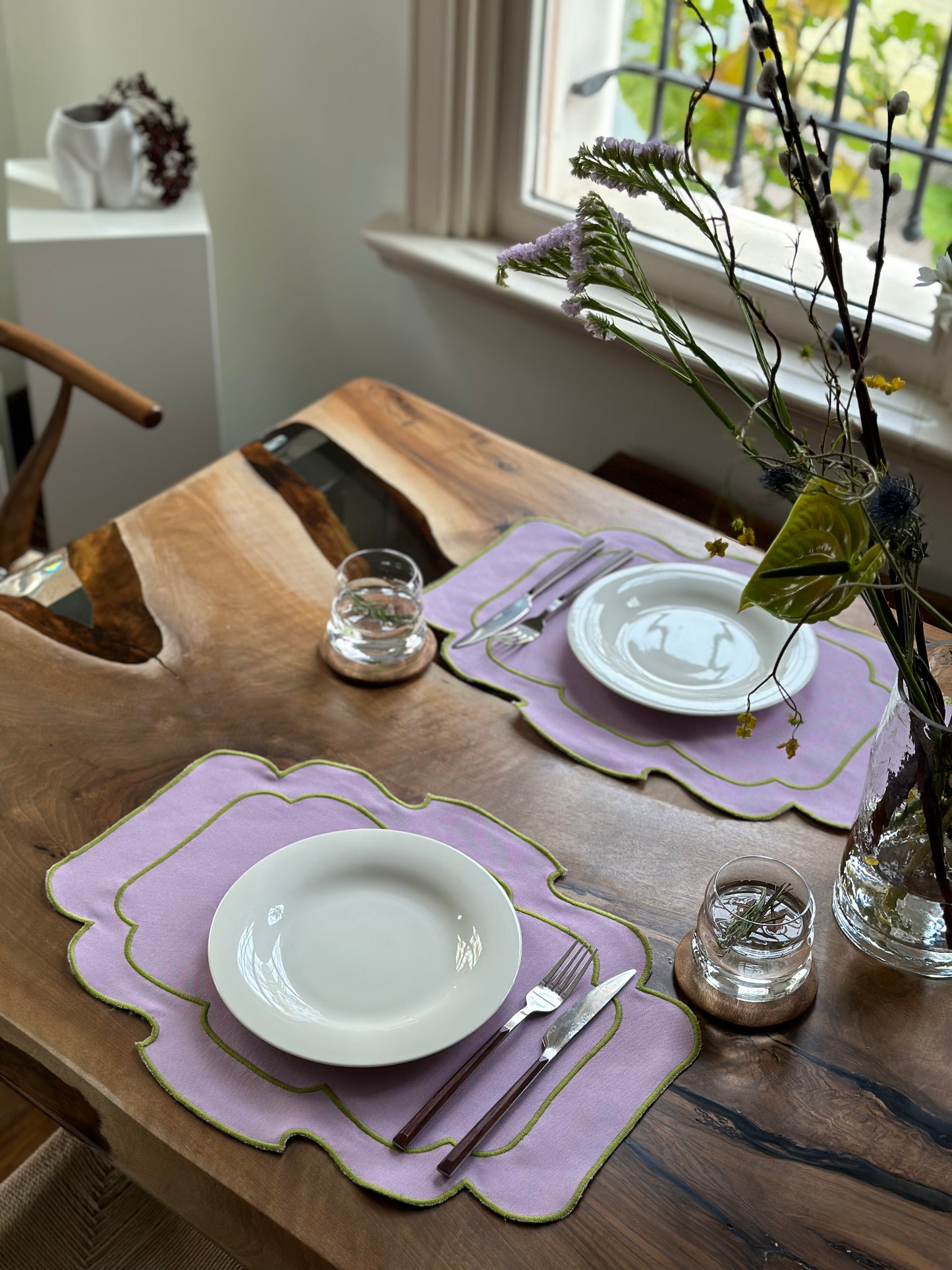 Cora Purple Embroideried Placemats Set of 2