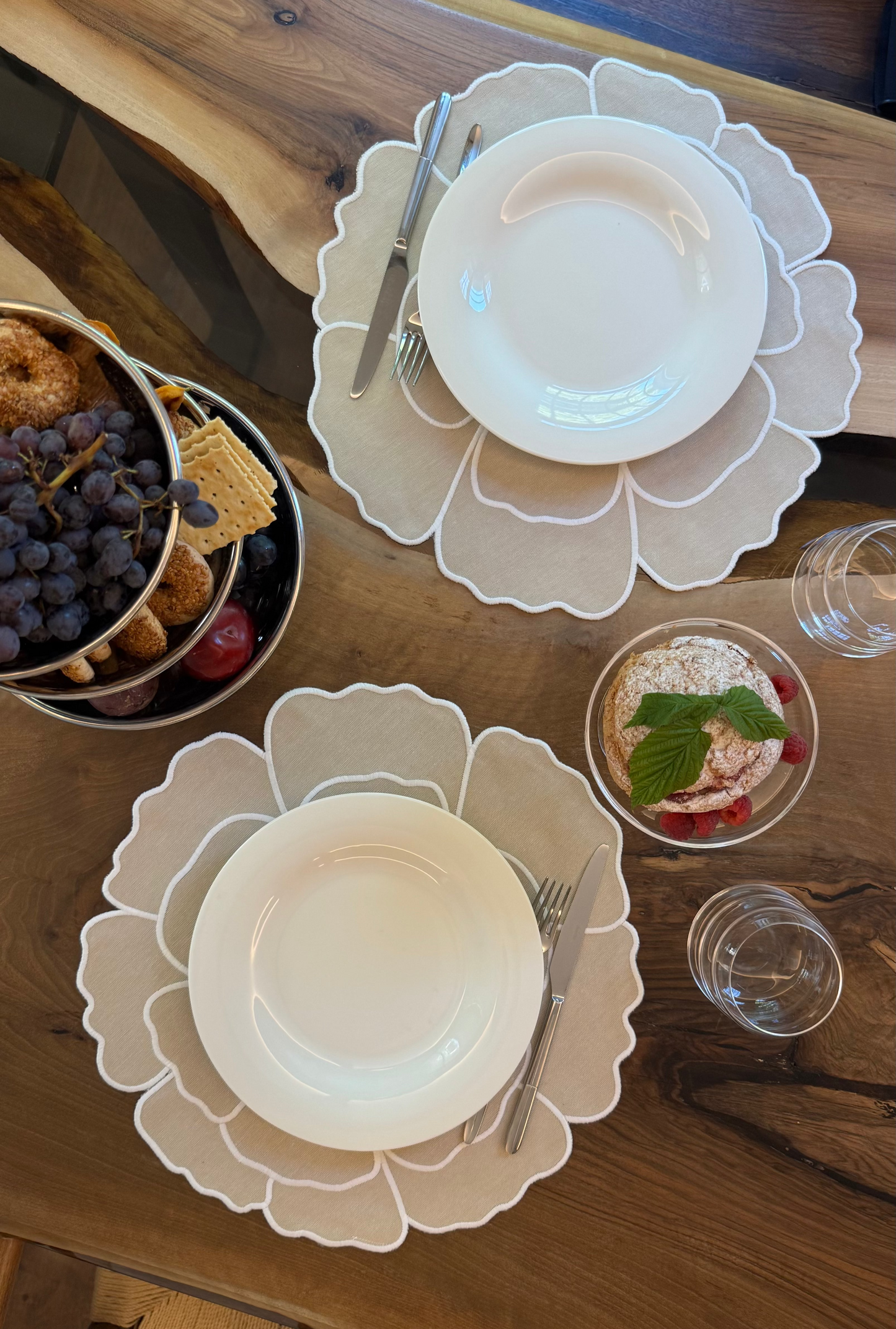 Bloom Embroideried Placemat Set of 2 / Bloom Nakışlı Amerikan Servisi İkili Set