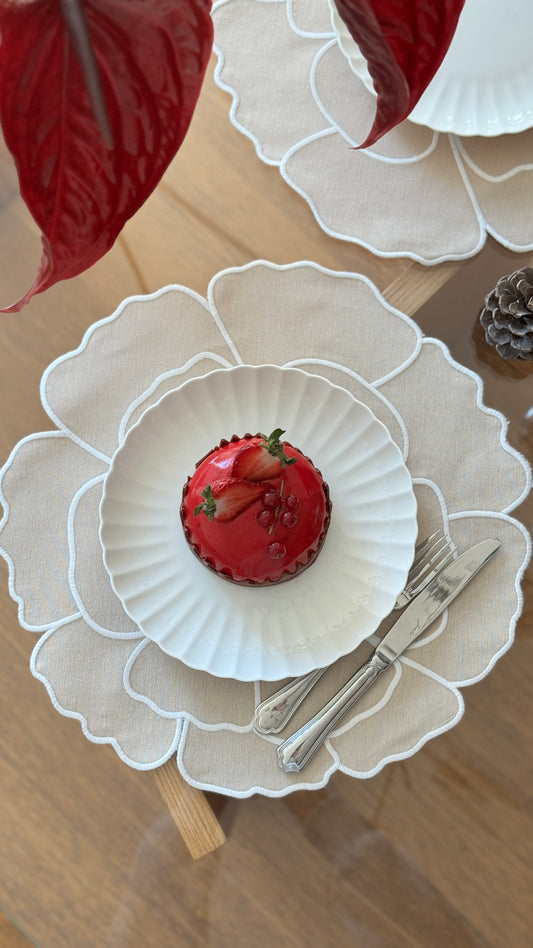 Bloom Embroideried Placemat Set of 2 / Bloom Nakışlı Amerikan Servisi İkili Set