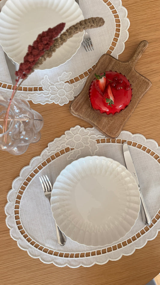 Flora Embroideried Placemat Set of 2 / Flora Nakışlı Amerikan Servisi İkili Set